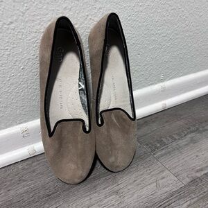 Gap Tan Black Suede Flats Size 7